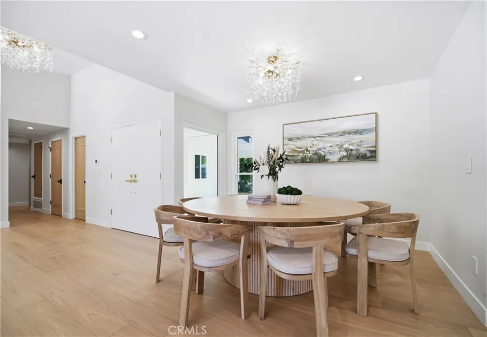 5932 Pat Avenue Woodland Hills, CA 91367