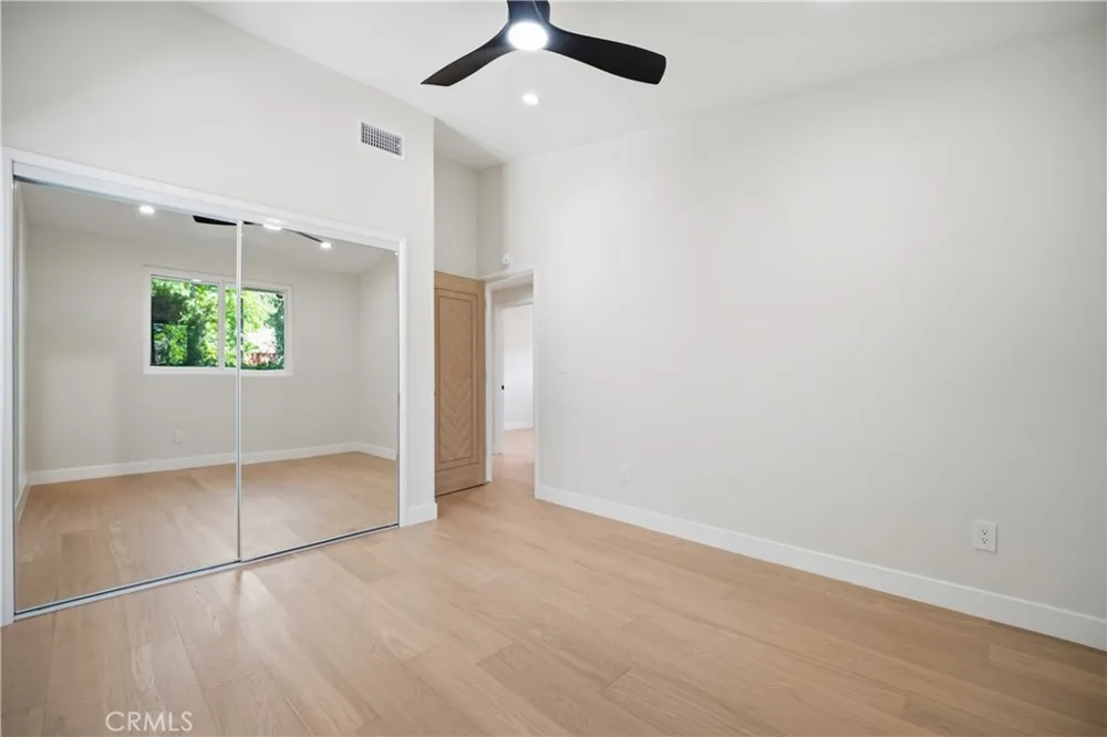 5932 Pat Avenue Woodland Hills, CA 91367