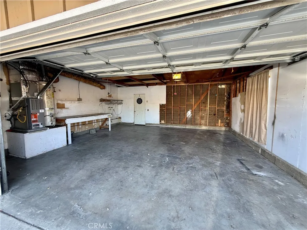 724 E Avenue J4 Lancaster, CA 93535