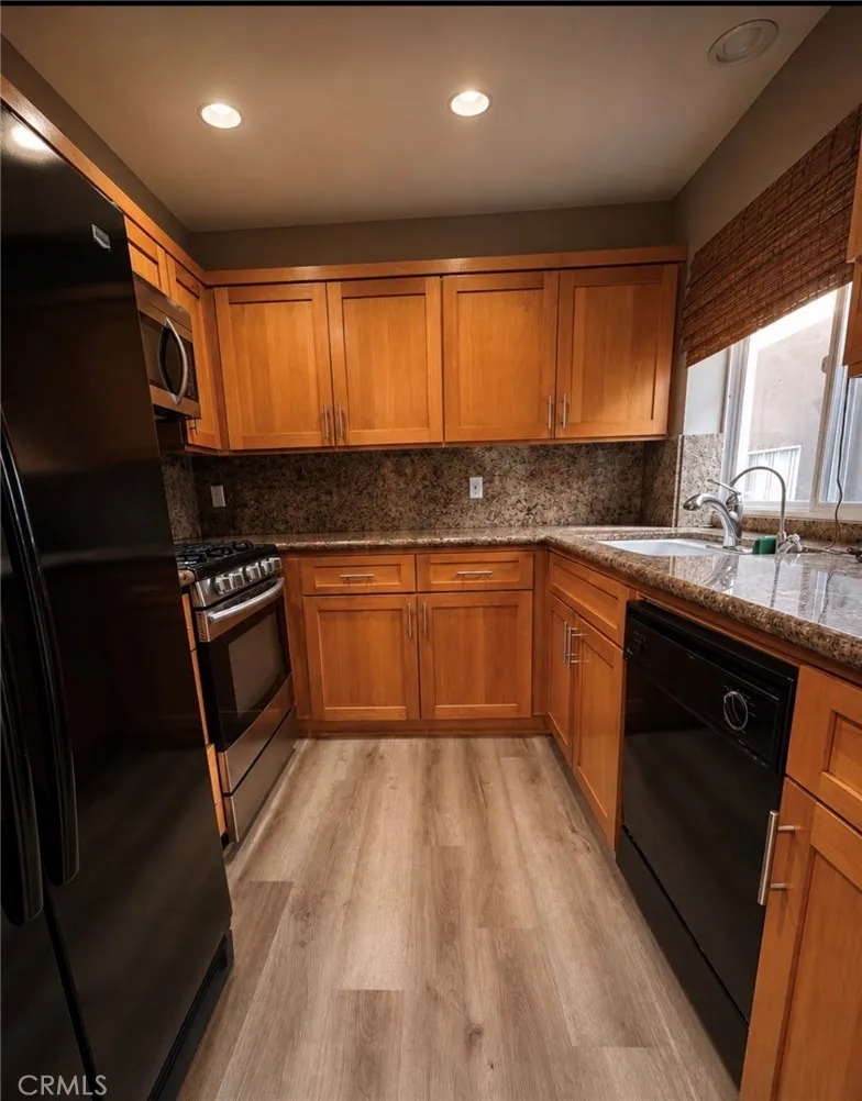 10911 Bluffside #22 Studio City, CA 91604