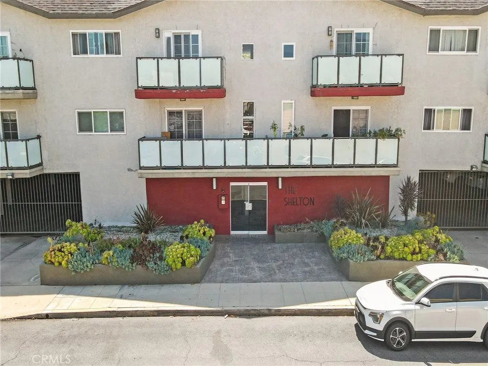 525 S Shelton Street S #205 Burbank, CA 91506