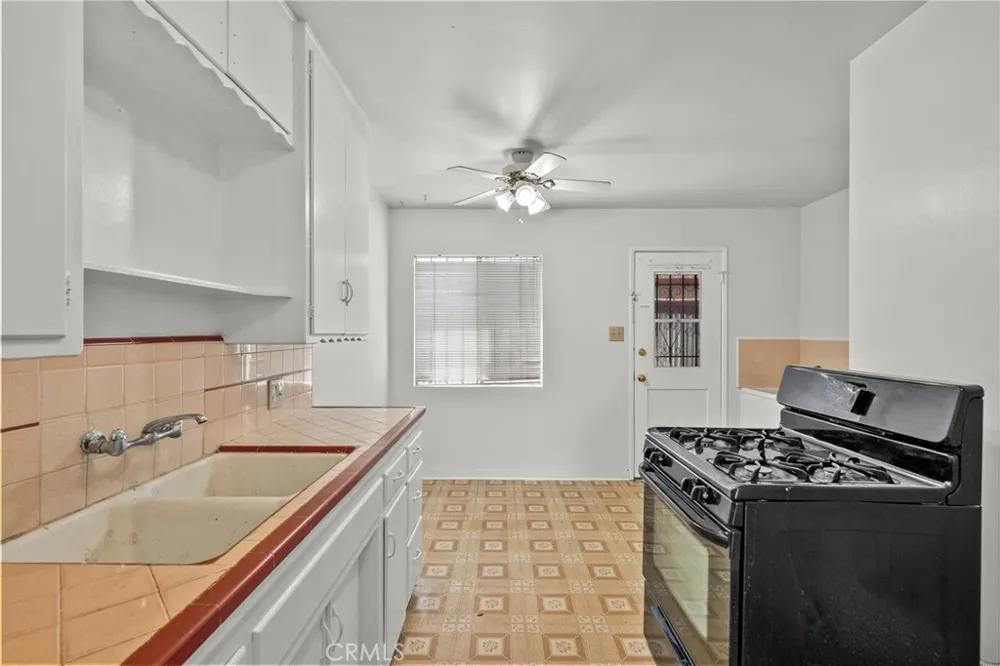 6901 San Luis Ave Bell, CA 90201