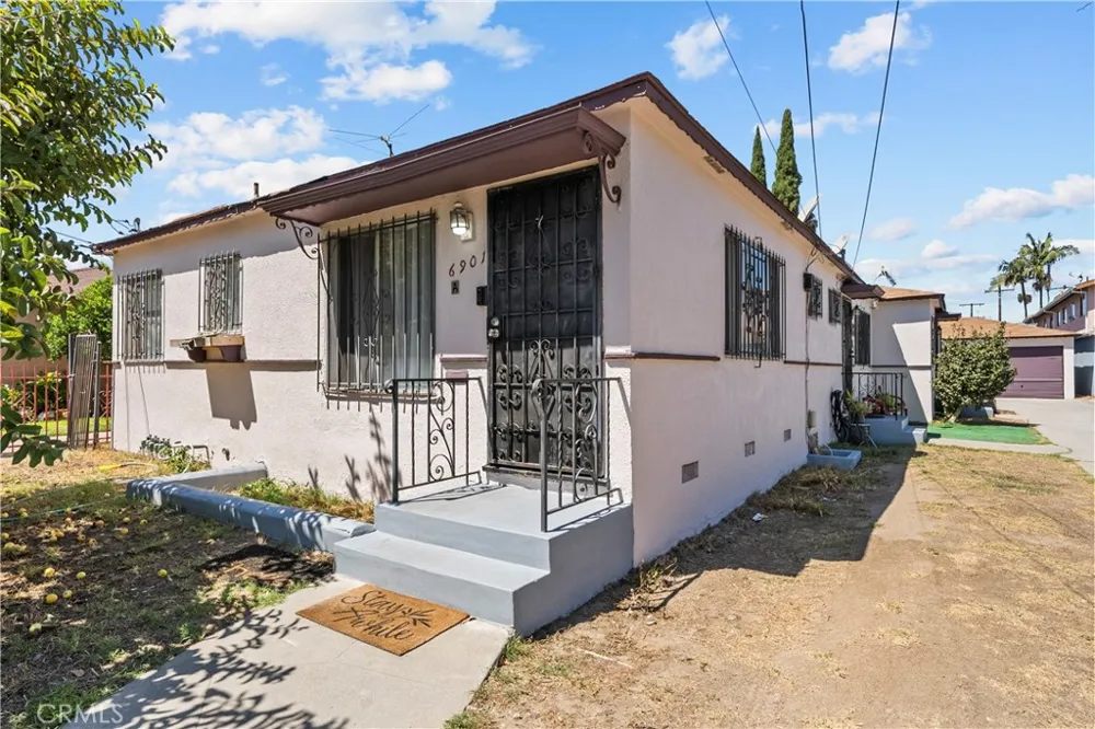 6901 San Luis Ave Bell, CA 90201