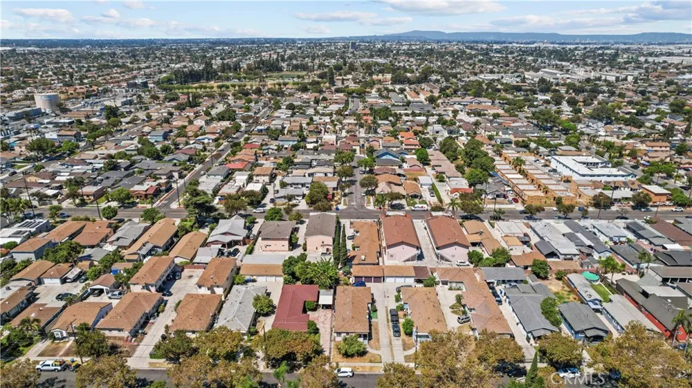 6901 San Luis Ave Bell, CA 90201