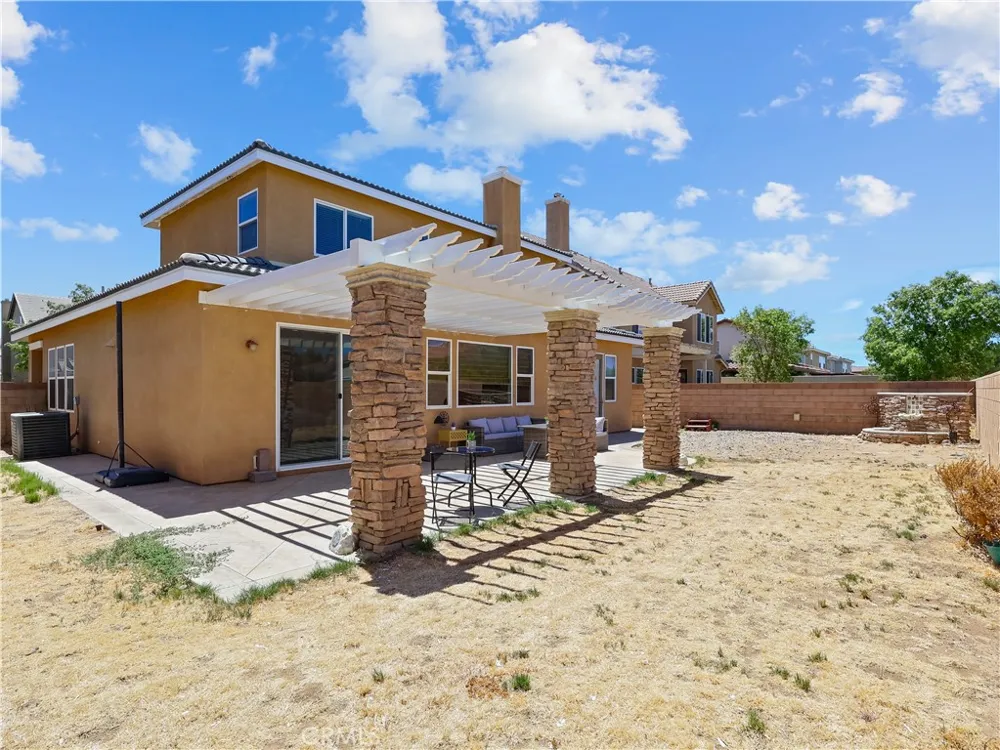 6109 W Avenue K9 Lancaster, CA 93536