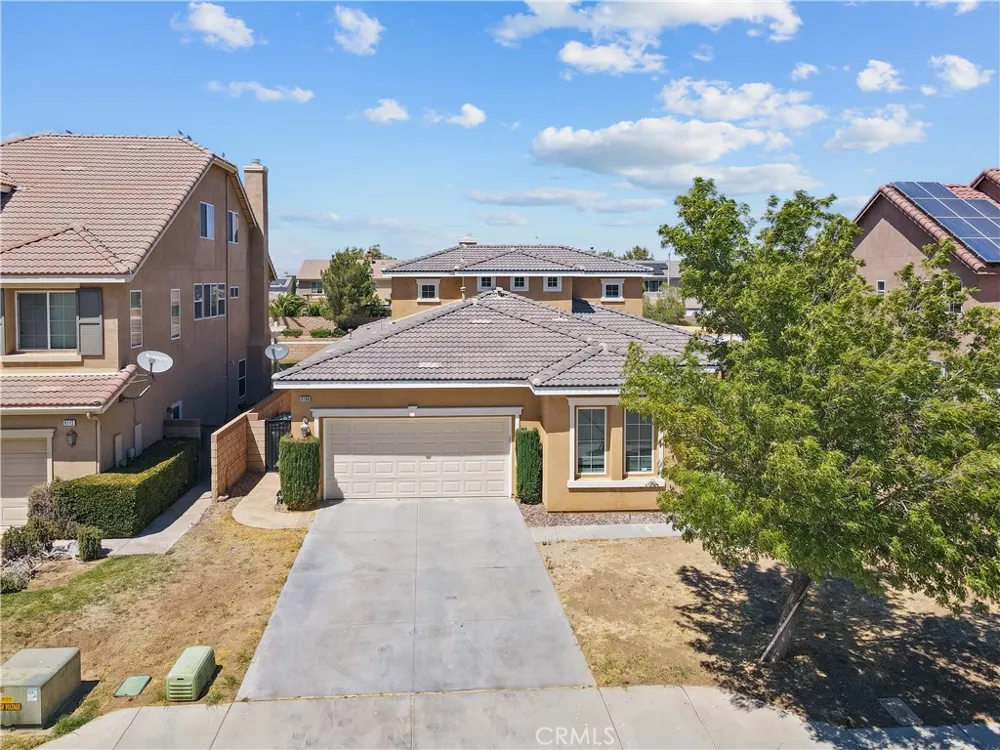 6109 W Avenue K9 Lancaster, CA 93536