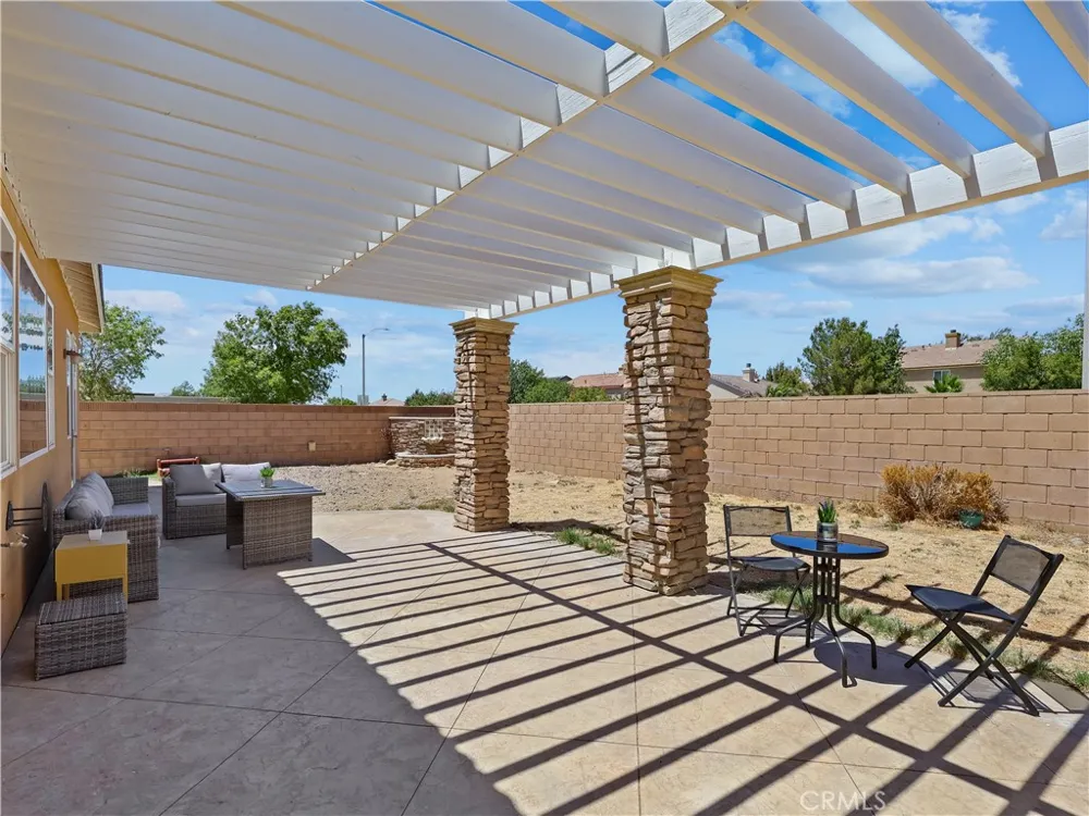 6109 W Avenue K9 Lancaster, CA 93536