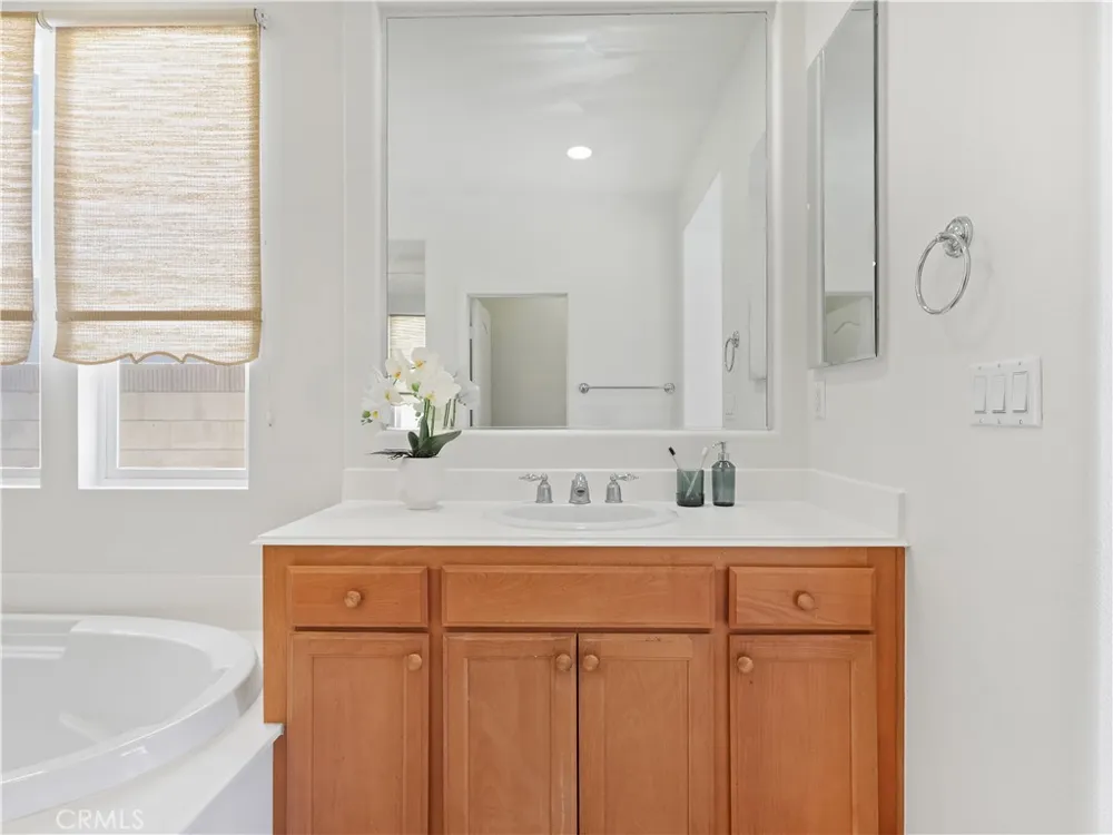 6109 W Avenue K9 Lancaster, CA 93536