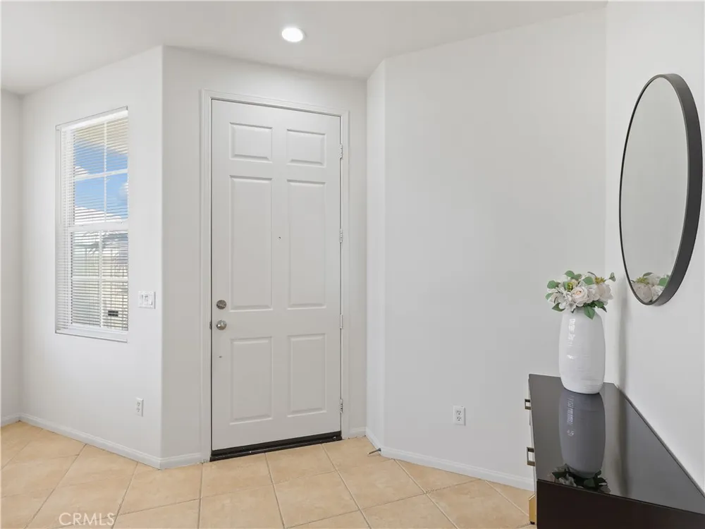 6109 W Avenue K9 Lancaster, CA 93536