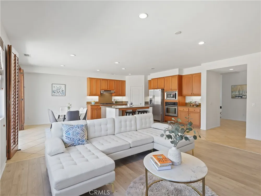 6109 W Avenue K9 Lancaster, CA 93536
