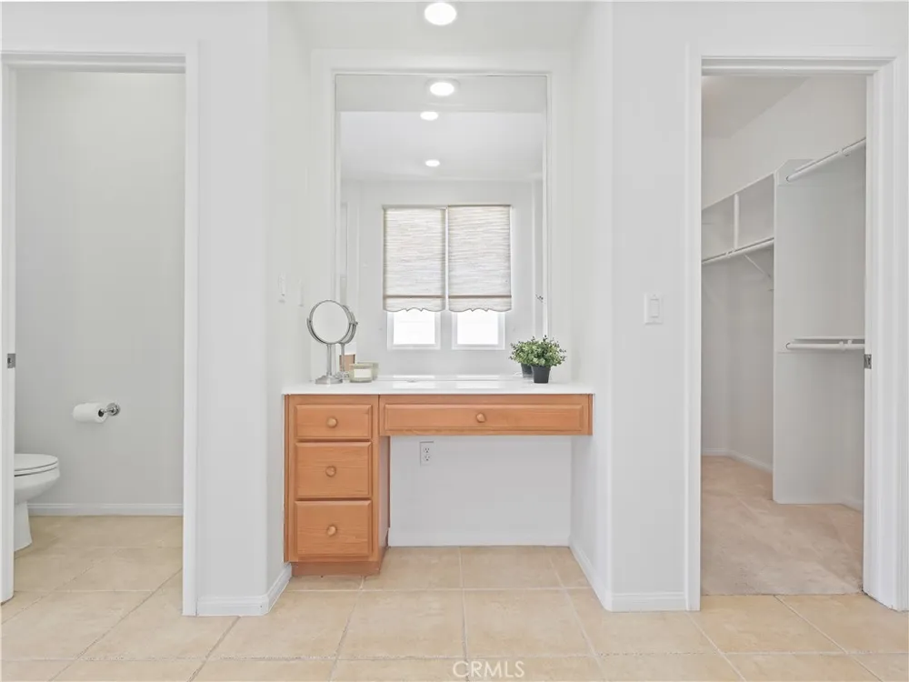 6109 W Avenue K9 Lancaster, CA 93536