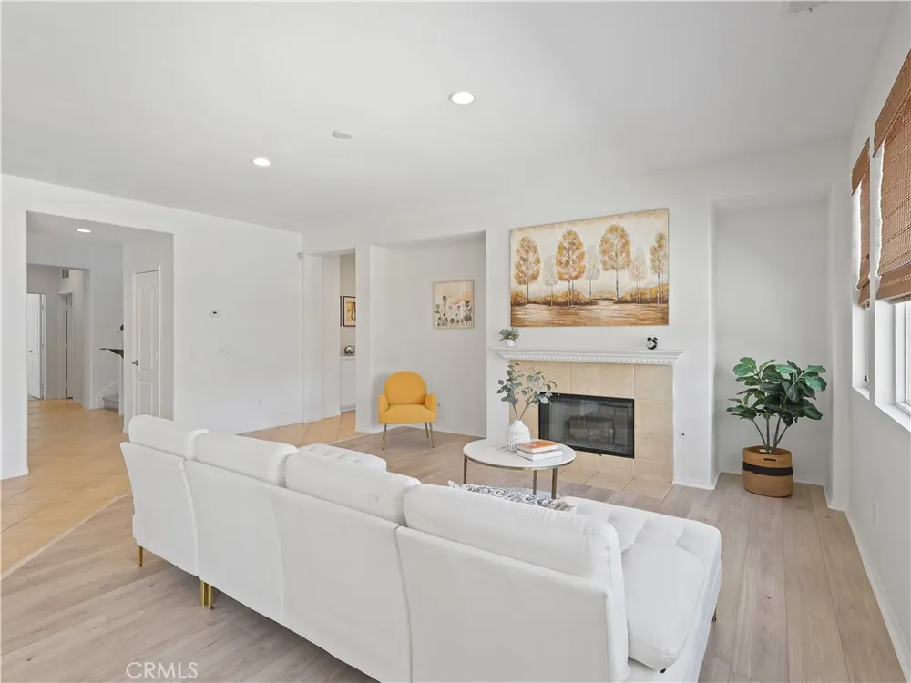 6109 W Avenue K9 Lancaster, CA 93536