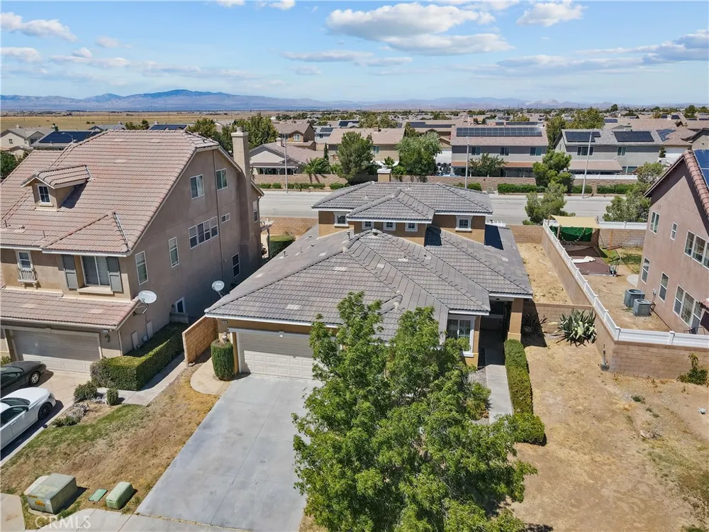 6109 W Avenue K9 Lancaster, CA 93536