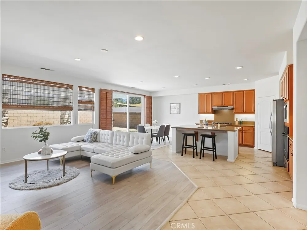 6109 W Avenue K9 Lancaster, CA 93536