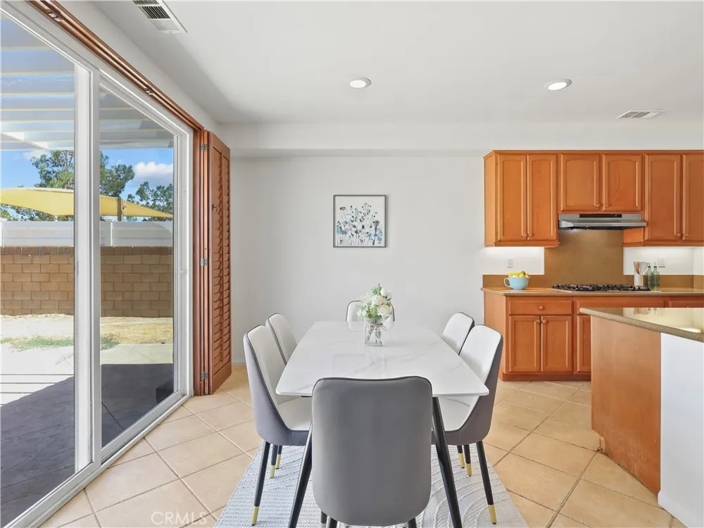6109 W Avenue K9 Lancaster, CA 93536