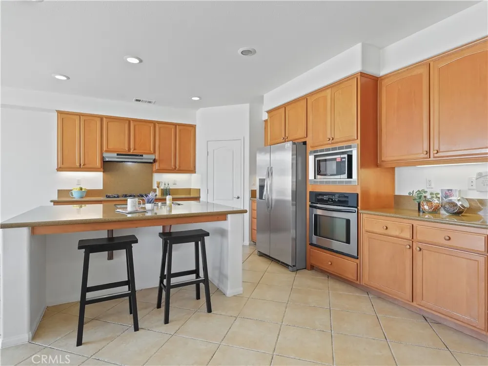 6109 W Avenue K9 Lancaster, CA 93536