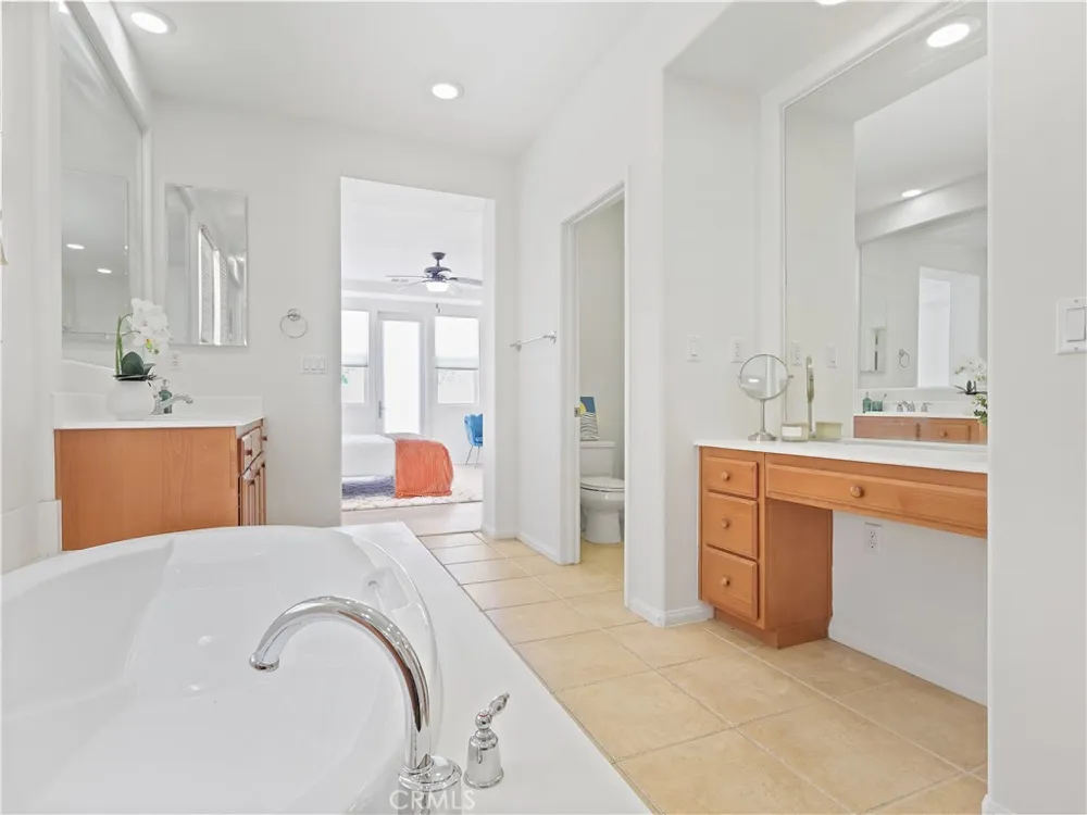 6109 W Avenue K9 Lancaster, CA 93536