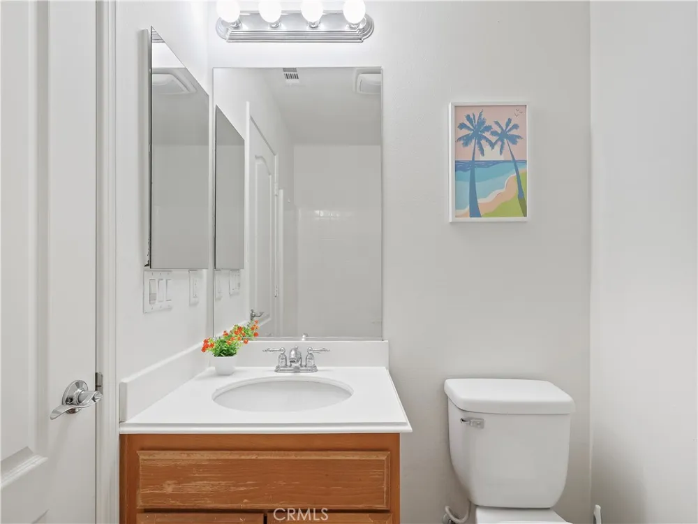 6109 W Avenue K9 Lancaster, CA 93536