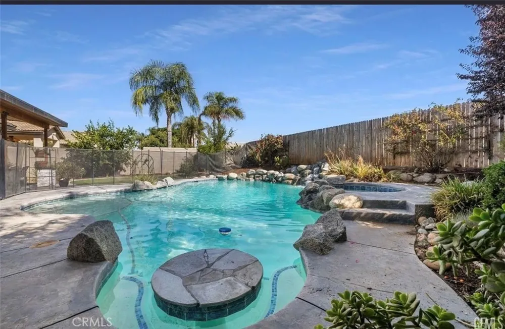 10300 Seneca Falls Bakersfield, CA 93312