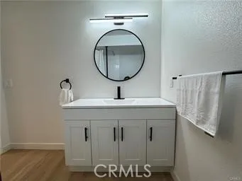 19110 Avenue Of The Oaks #D Newhall, CA 91321