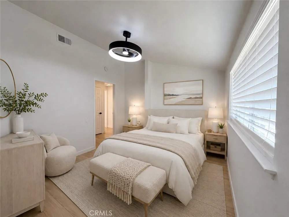 19110 Avenue Of The Oaks #D Newhall, CA 91321