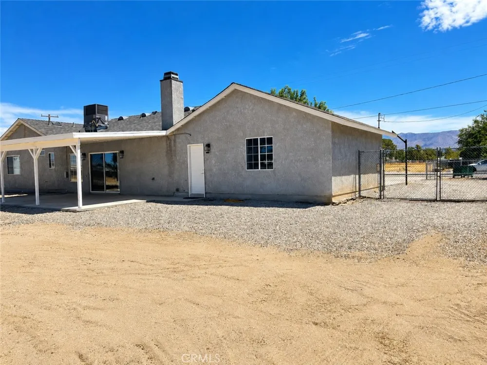 9647 E Avenue S4 Littlerock, CA 93543