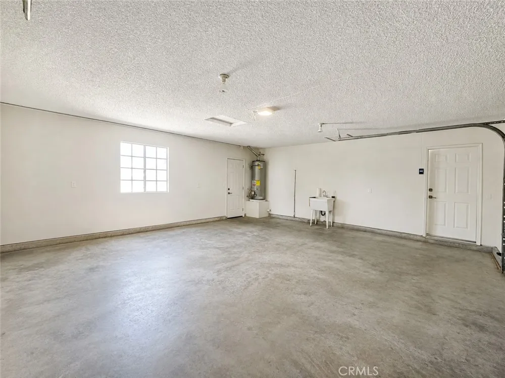 9647 E Avenue S4 Littlerock, CA 93543