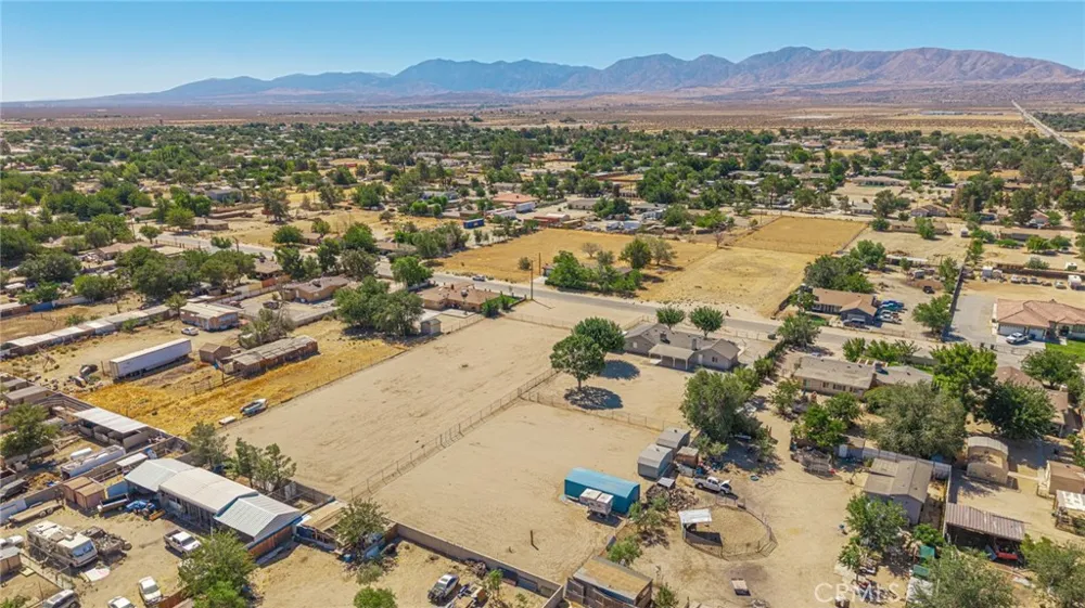 9647 E Avenue S4 Littlerock, CA 93543