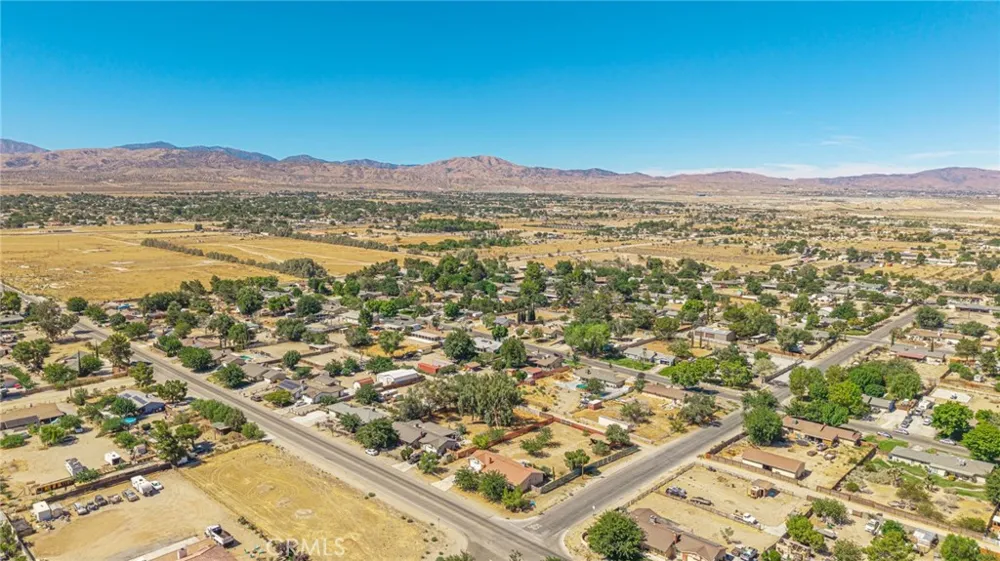 9647 E Avenue S4 Littlerock, CA 93543