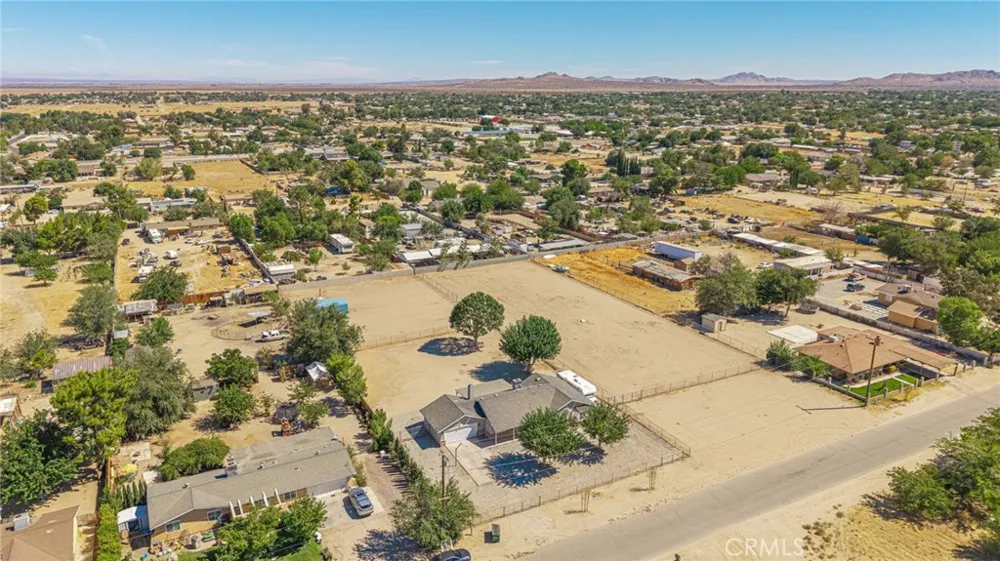 9647 E Avenue S4 Littlerock, CA 93543