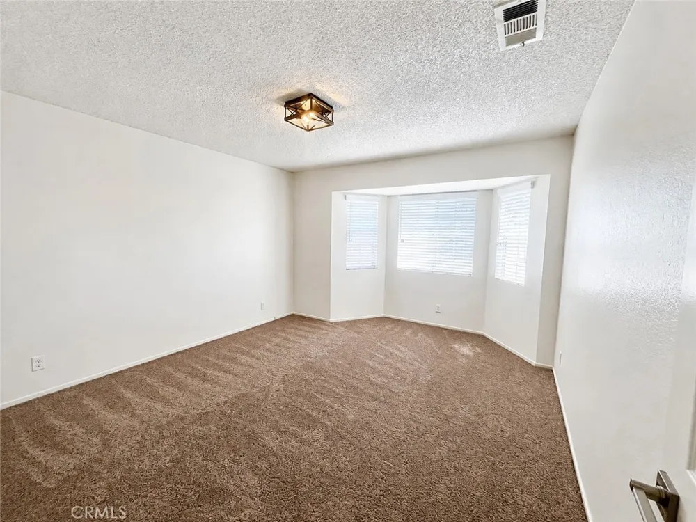 9647 E Avenue S4 Littlerock, CA 93543