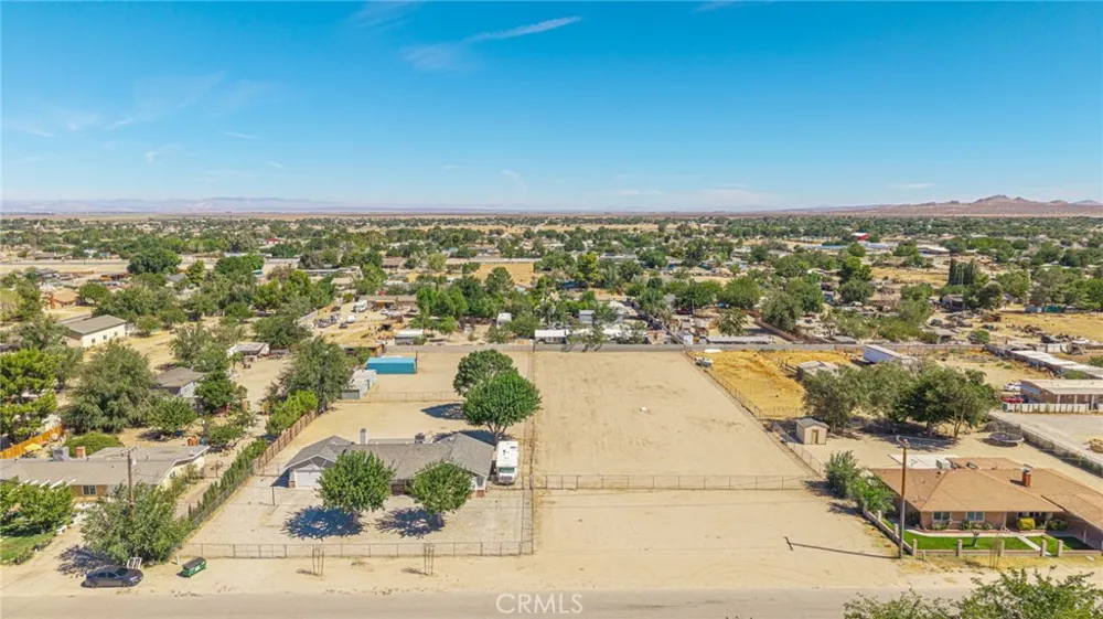 9647 E Avenue S4 Littlerock, CA 93543