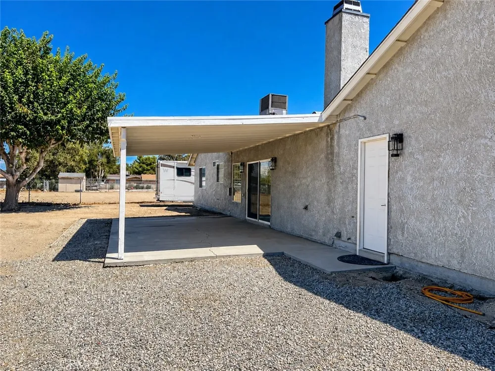 9647 E Avenue S4 Littlerock, CA 93543