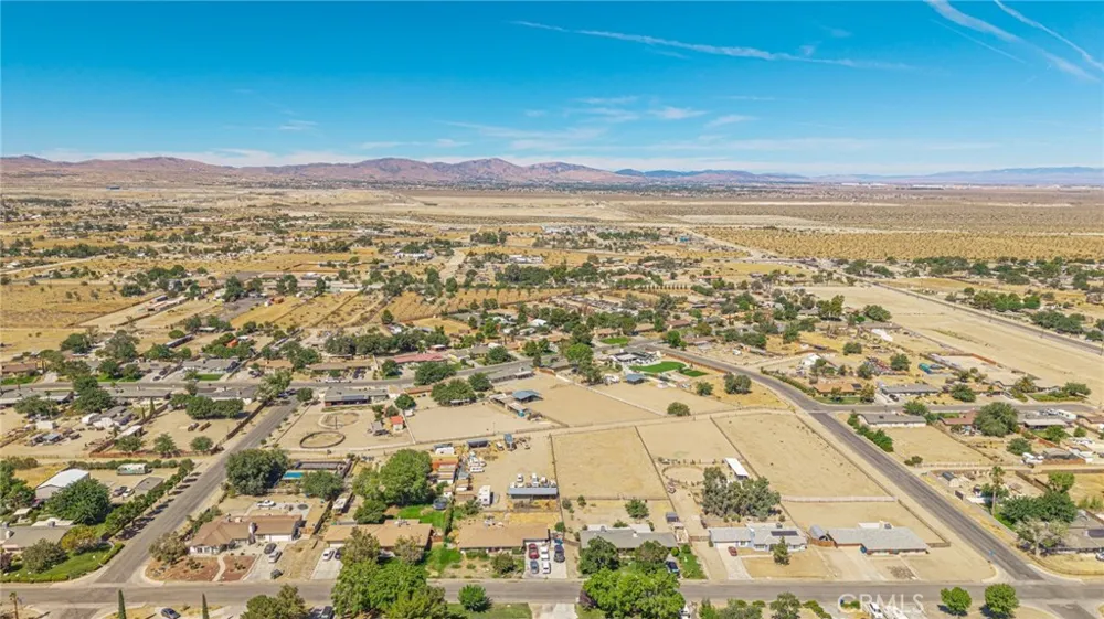 9647 E Avenue S4 Littlerock, CA 93543
