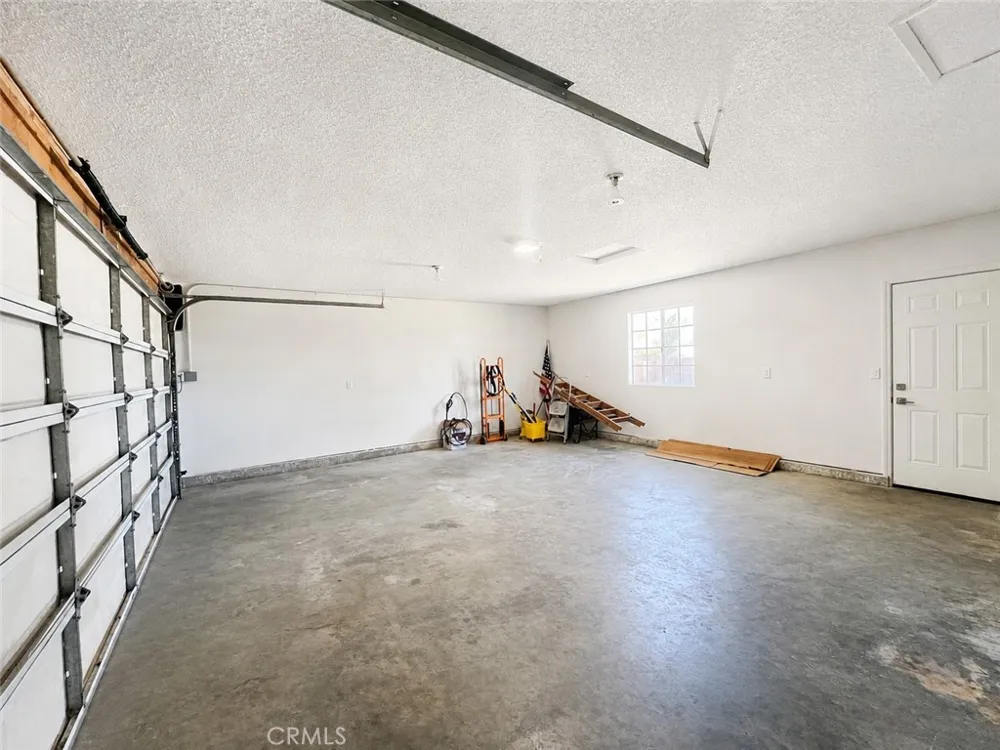 9647 E Avenue S4 Littlerock, CA 93543