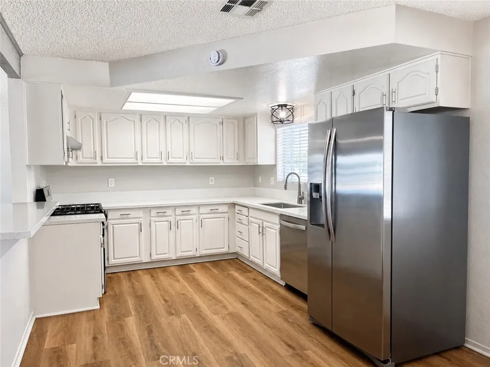 9647 E Avenue S4 Littlerock, CA 93543