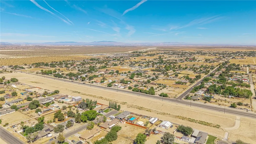 9647 E Avenue S4 Littlerock, CA 93543