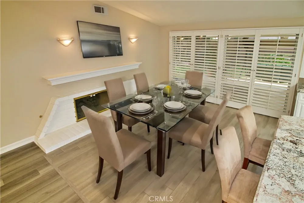 8142 Quakertown Winnetka, CA 91306