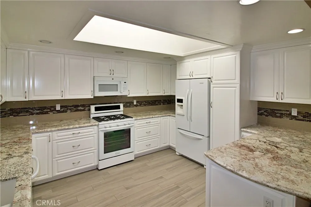 8142 Quakertown Winnetka, CA 91306