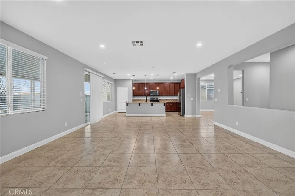 34946 Manu Winchester, CA 92596