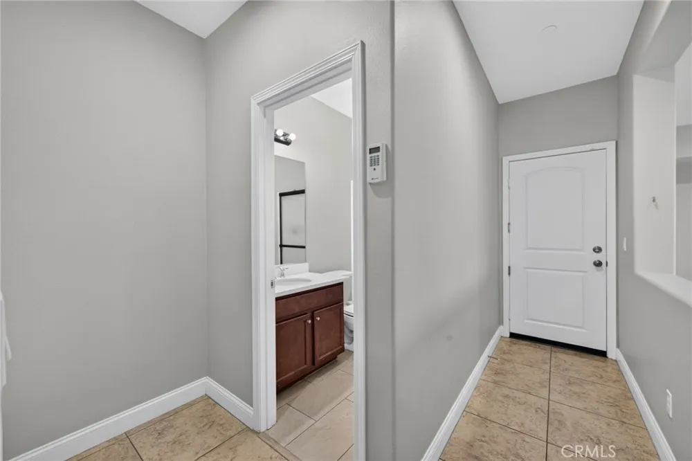 34946 Manu Winchester, CA 92596