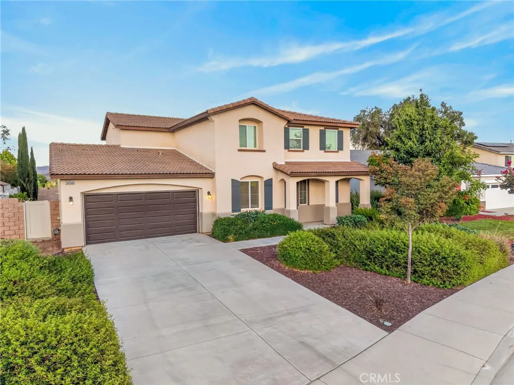 34946 Manu Winchester, CA 92596