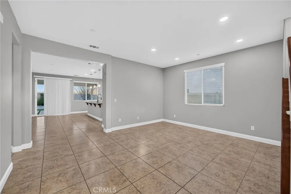 34946 Manu Winchester, CA 92596