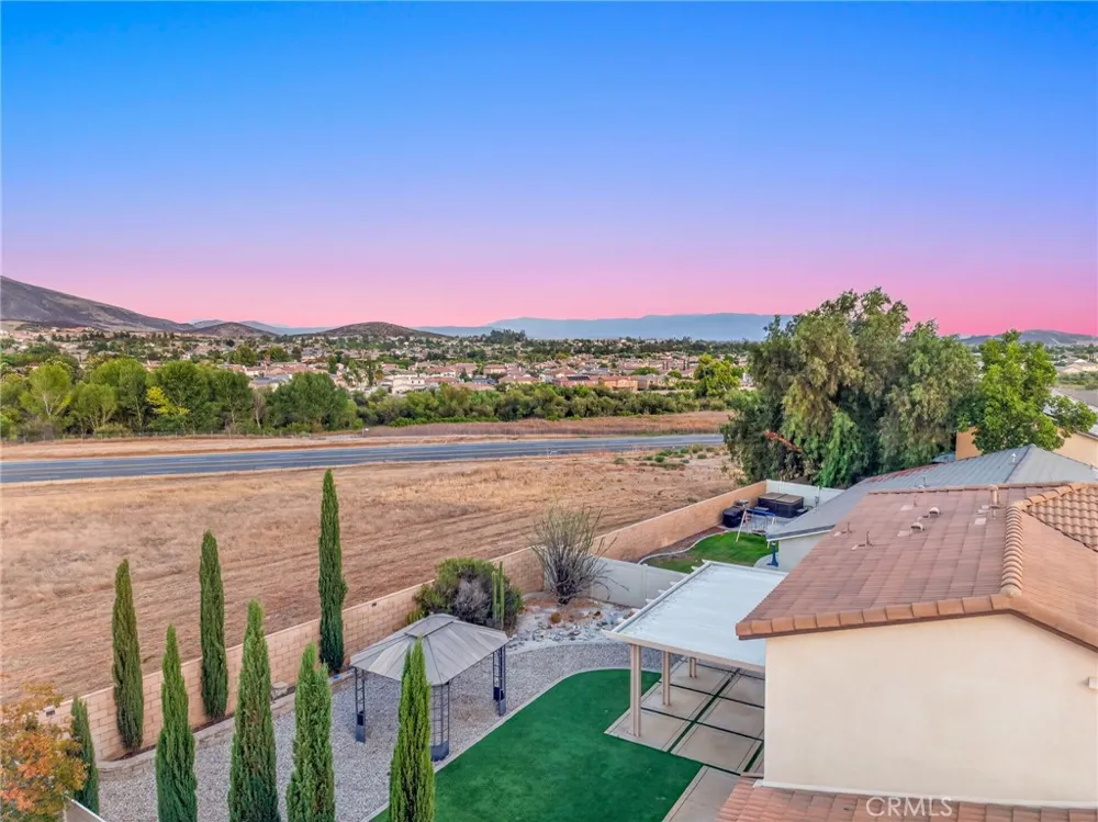 34946 Manu Winchester, CA 92596