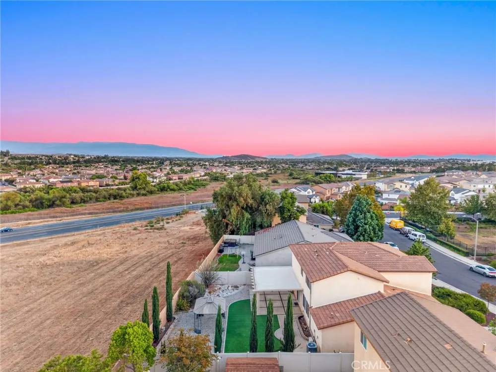 34946 Manu Winchester, CA 92596