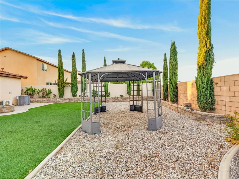 34946 Manu Winchester, CA 92596