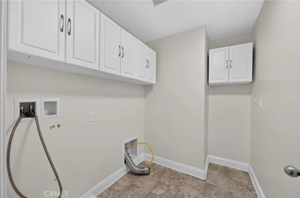 34946 Manu Winchester, CA 92596