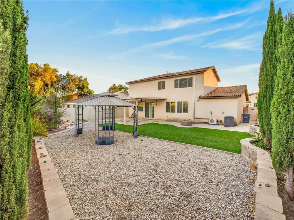 34946 Manu Winchester, CA 92596