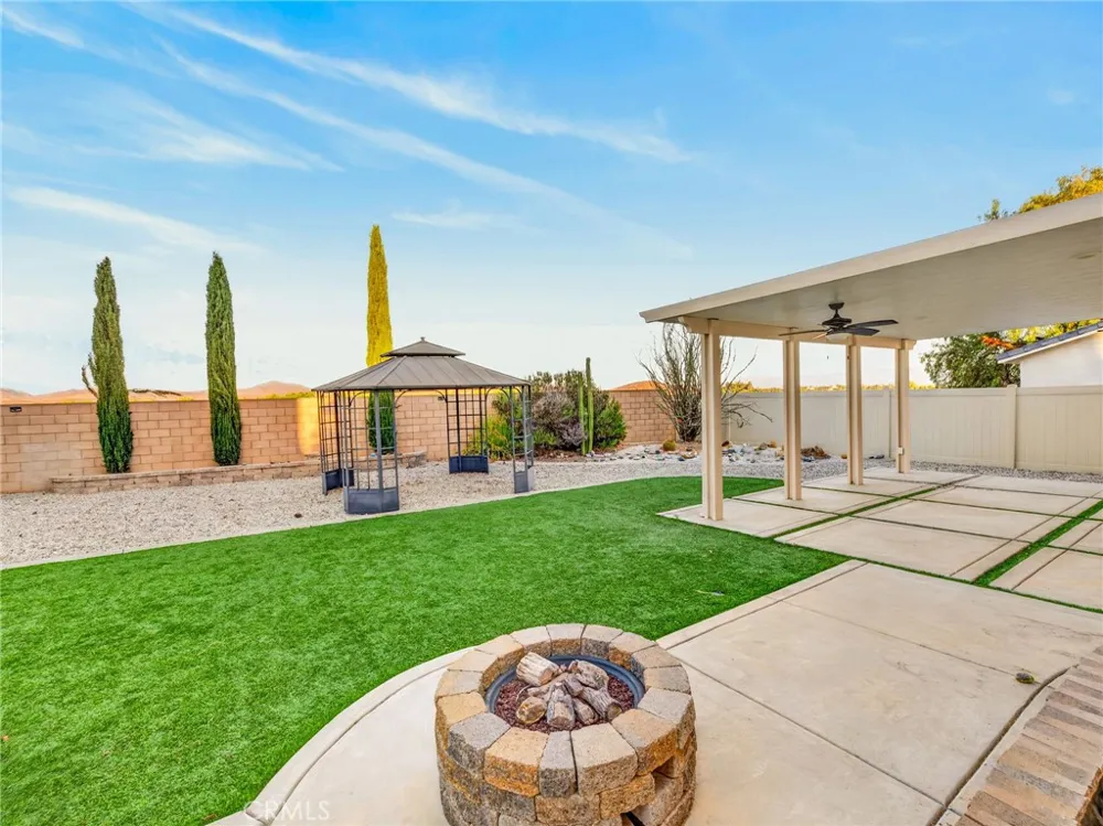 34946 Manu Winchester, CA 92596