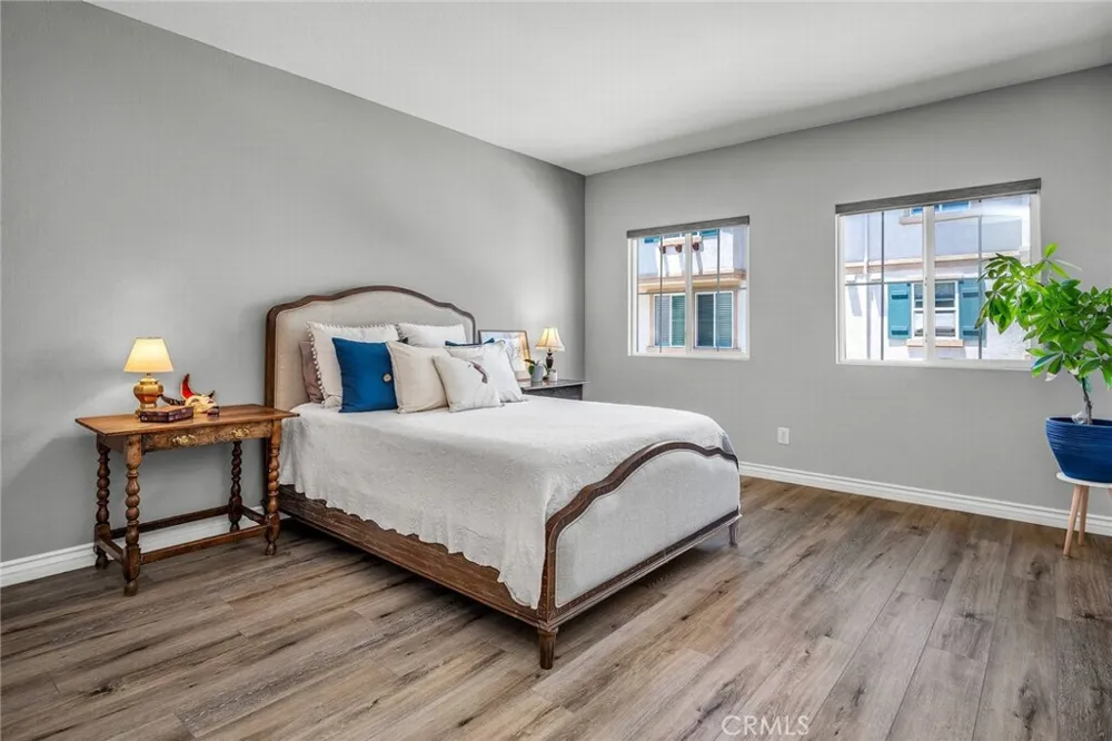 154 Via Katrina Newbury Park, CA 91320